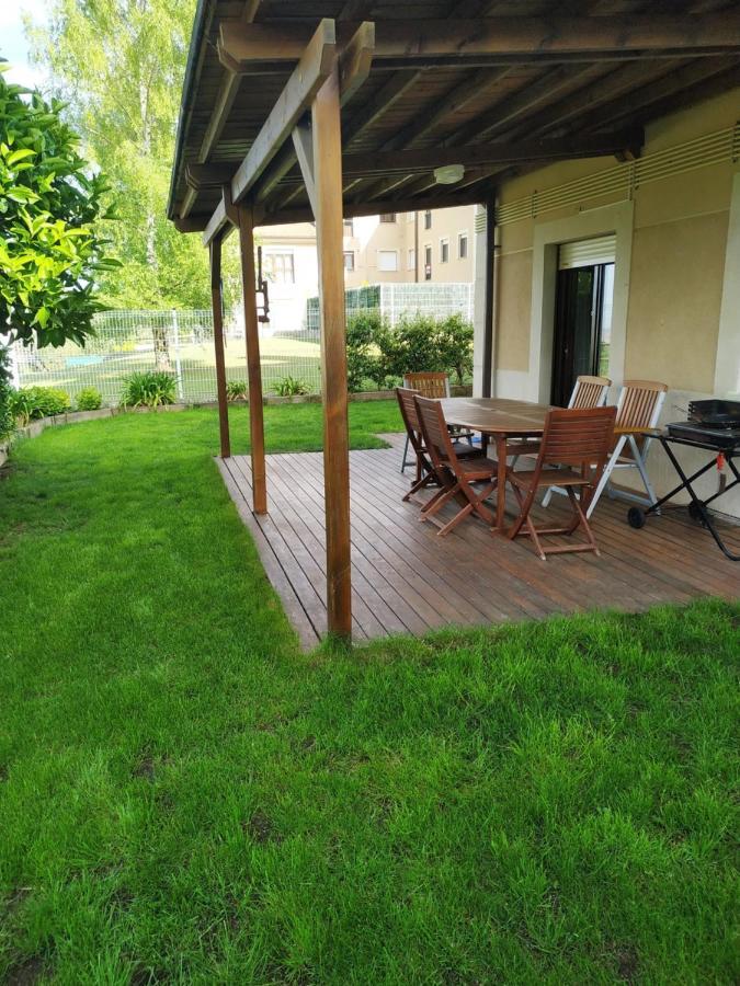 Apartamento Golf con Jardin Sojuela Esterno foto